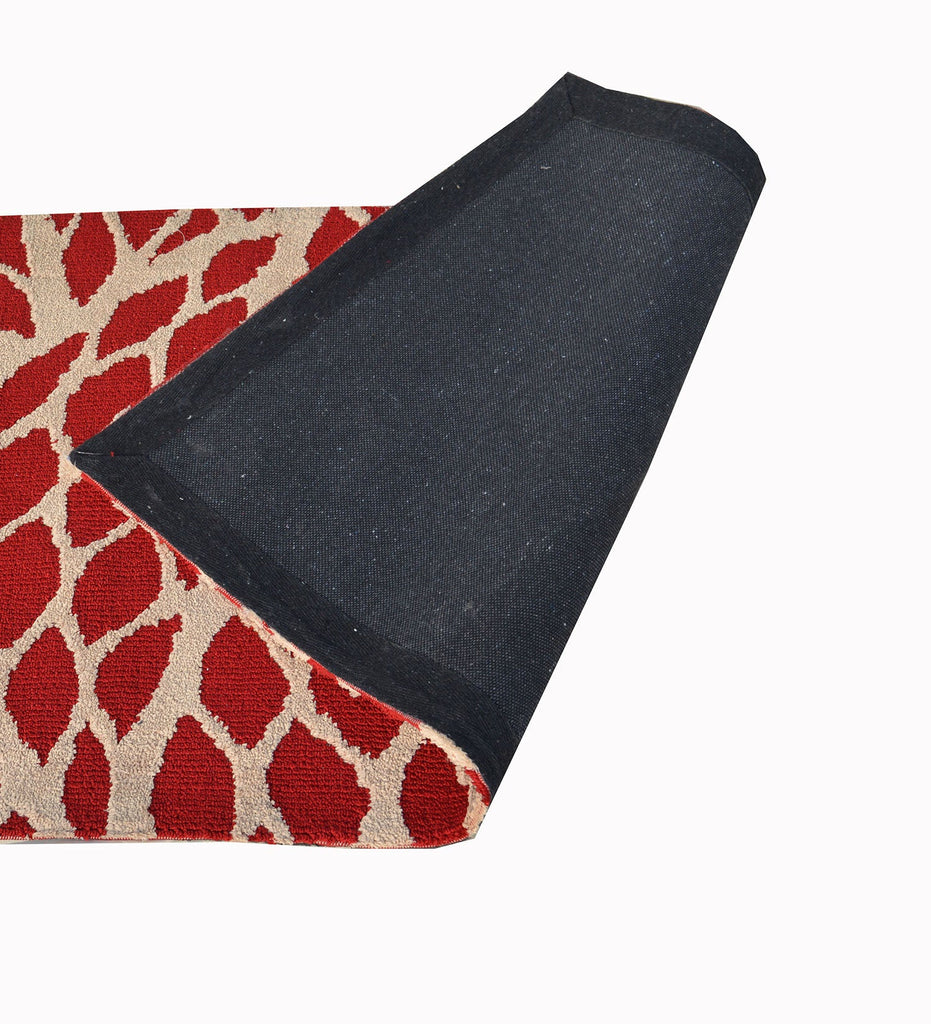 Red Abstract Polyester Runner – PrestoBazaar